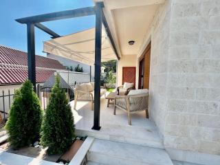 Villa Serenity Budva - Budva - 9