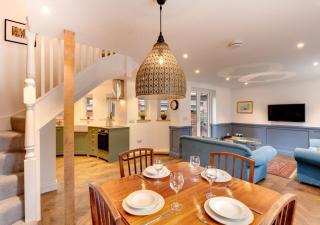 Zeppelin - Woodbridge - 8