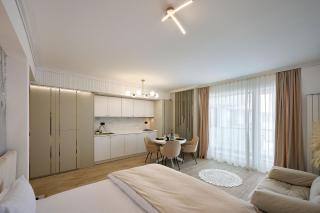 Seaview Luxury Studio in Infinity Beach Resort - Mamaia - 1