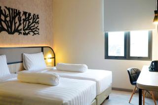 Front One Gosyen Hotel Salatiga - Salatiga - 1