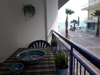 Cozy Seaside Apartment Loutraki - Loutraki - 2