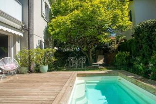 Villa con piscina privada en el centro de Pamplona - Pamplona - 4