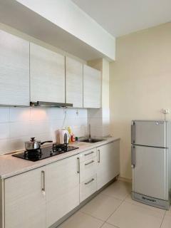 JB City Sunset Studio Paradigm Sutera & UTM Wifi 4pax - 6