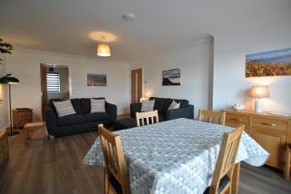 Maeyar-contemporary apartment in coastal village - 5