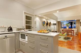Mouille point Beachfront Apartment Adenium in Rhodora court - 8