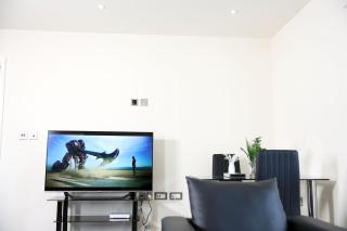 Apartment in Colindale, London - 7