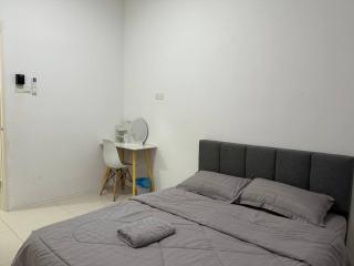 Inadh Suites @ Icon Residence With Pool - 2