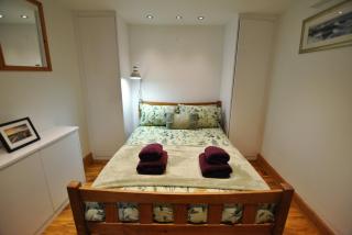 Watersedge Apartment- cosy home by the sea - 4