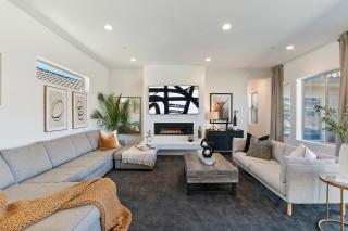 Pristine PGA Oasis! - 9