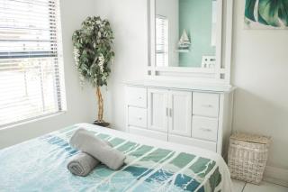 150 The Blyde Crystal Clear Lagoon 3 Bedroom Garden Apartment - 6