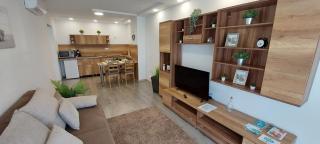 Silver Beach VARGA Apartman Siófok - Siófok - 0