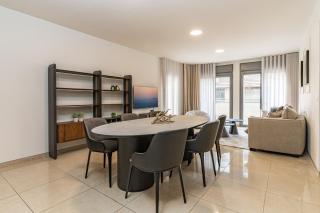 Luxury and Large 2 Bedroom - Rav Kuk Residence - 0
