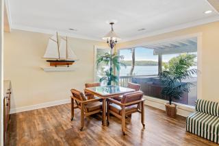 Grammy and Papas Lakeside Dugout - 3