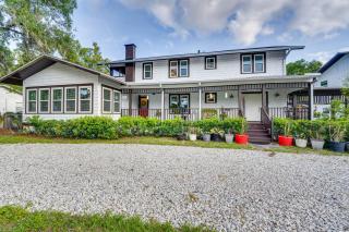 Spacious Home with Florida Room about 1 Mi to Lake Dora! - 8