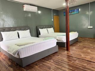 Khafii House - Kampong Pasir Panjang - 1