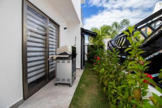 Modern 4-BR Villa with Pool in Punta Cana Residential Area - Punta Cana - 2