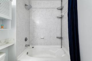Spectacular 2-Br Apartment 4 people 1107 - 6