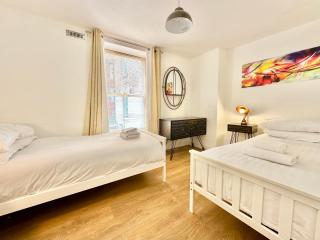 Riverside Apartment at Woodsmill Quay - York - 4