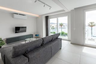 Seafront Luxury Apartment - St Paul's Bay - 6