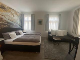 Hotel-Pension Adler Untertürkheim - 7