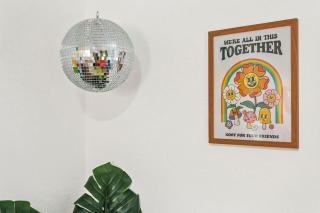 That 70’s Themed Apt Close to Coffee, Food + Shops - Tampa - 6