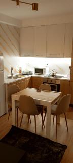 Old Train Apartment - Tirana - 2