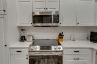 WFH-Friendly Condo Rental in Nashville, Georgia! - - 6