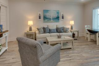 WFH-Friendly Condo Rental in Nashville, Georgia! - - 2