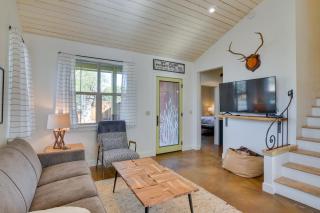 Buena Vista Vacation Home Hot Tub, Mountain Views - 7