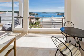 Rino - Hvar - 0