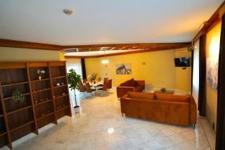 Schönbrunn Villa ZM - 9