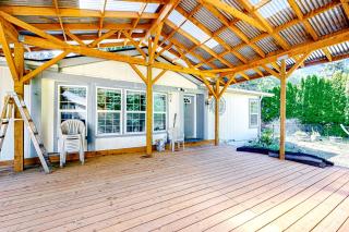 ArrowLeaf Cabin - 2