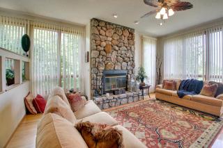 Lake Ouachita Vacation Rental with Community Pool - - 6