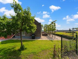 Farmhouse with terrace in Montfoort - 1
