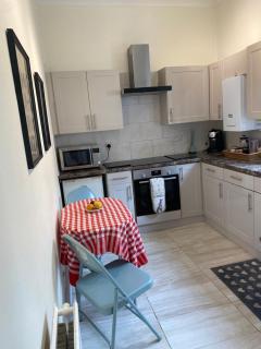Peaceful Coastal Apartment - Ventnor - 4
