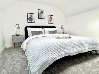 Central, Stylish - 2 Bed Property, The Stable @ Warrenfield, Free WiFi & Parking - Orkney - 6