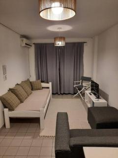 DEPARTAMENTO CÉNTRICO, a METROS de la UNIVERSIDAD, 3 PERSONAS, GARAJE AUTO CHICO - La Plata - 4