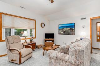 Lakeside Living - Lakeside - 6