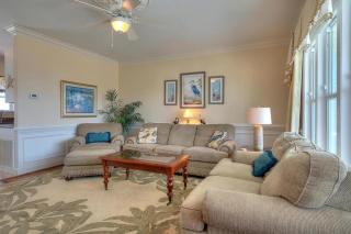 Zzz's by the Beach - Oak Island - 2