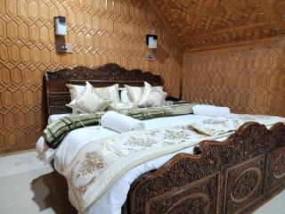 Hotel Mughal India - Sonāmarg - 8