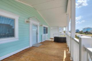 Sandy Feet - Oak Island - 7