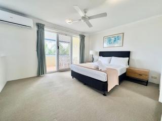 Diamond Beach 80 - Gold Coast - 1