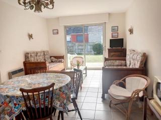 Appartement RDC avec jardin à 500m de la plage et 800m des commerces - FR-1-361-493 - 4