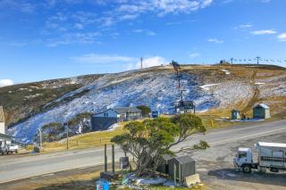 White Crystal 206 - Mount Hotham - 6