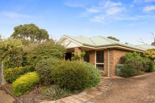 Unit 2 at 13 to 15 Redwood Drive Cowes - Cowes - 3