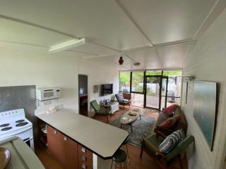 Unit 2 at 61 Honeysuckle Grove Silverleaves - Cowes - 7
