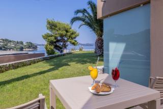 Cape Kanapitsa Hotel & Suites - Kanapitsa - 6