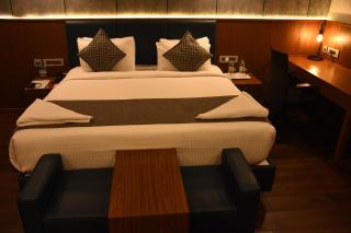 Poppys Vista Hotel - 5