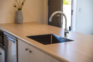 Cosy and Central - Taupo - 6