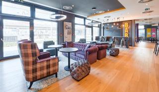 Premier Inn Saarbrücken City Congresshalle - Saarbrücken - 2